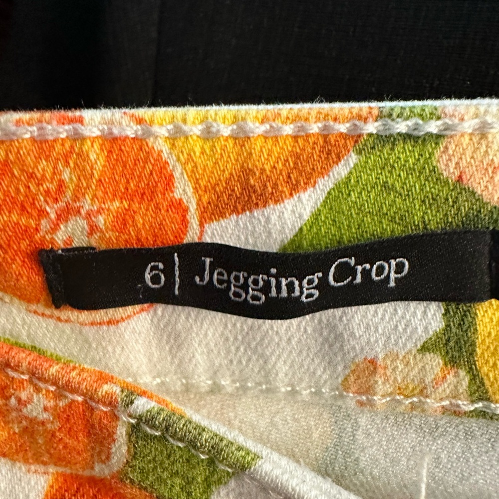 🍊 Talbots Citrus Print Jegging Crop Pants Size 6 Bright Fruit Pattern - Picture 6 of 11